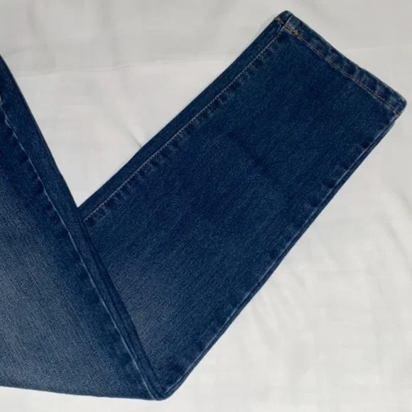 Style & Co Petite Slim Leg Jeans - Picture 3 of 10